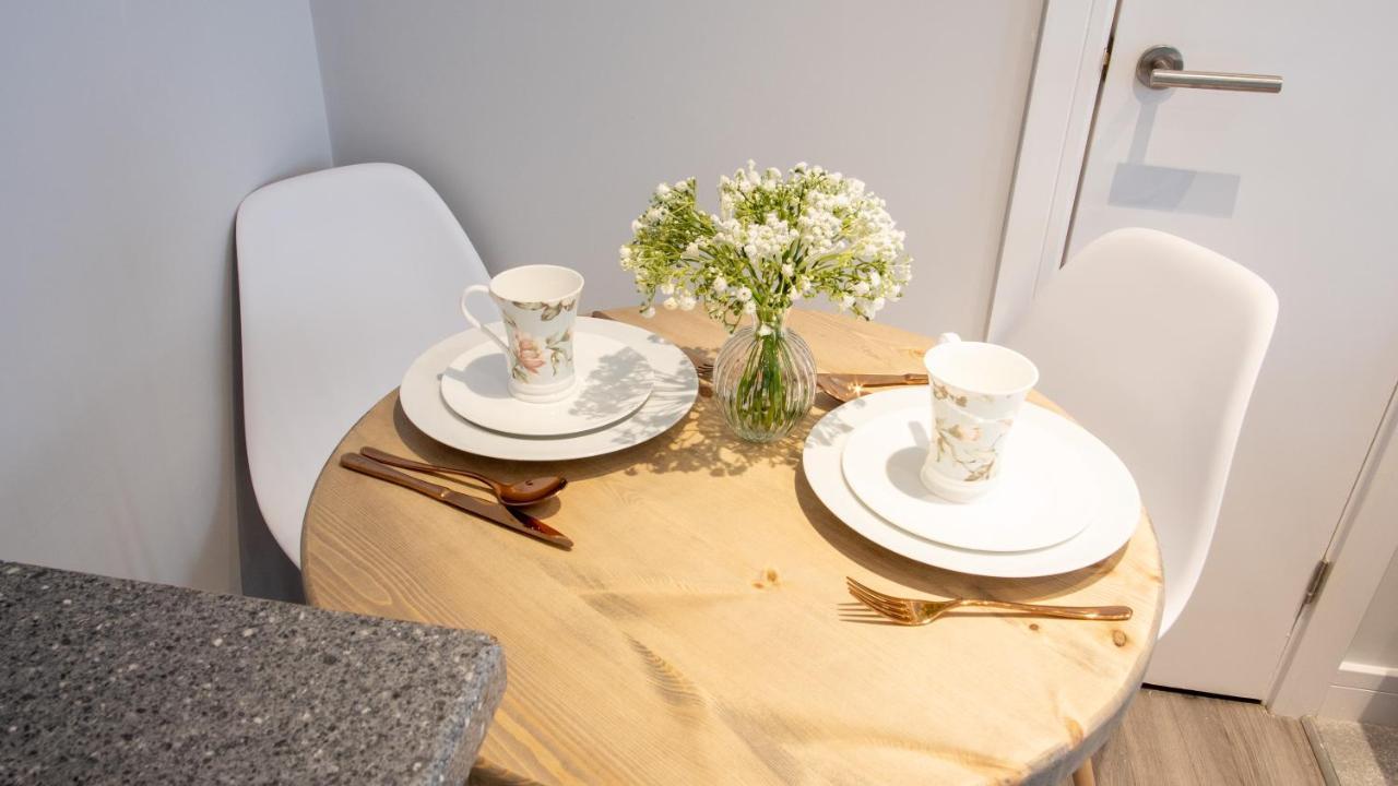 Modern Apartment With Free Parking And Wifi Stratford-upon-Avon Exterior foto